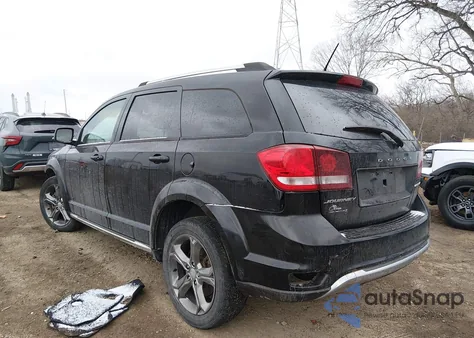 2015 Dodge Journey Crossroad z USA, uszkodzony, nr VIN 3C4PDCGB1FT580169